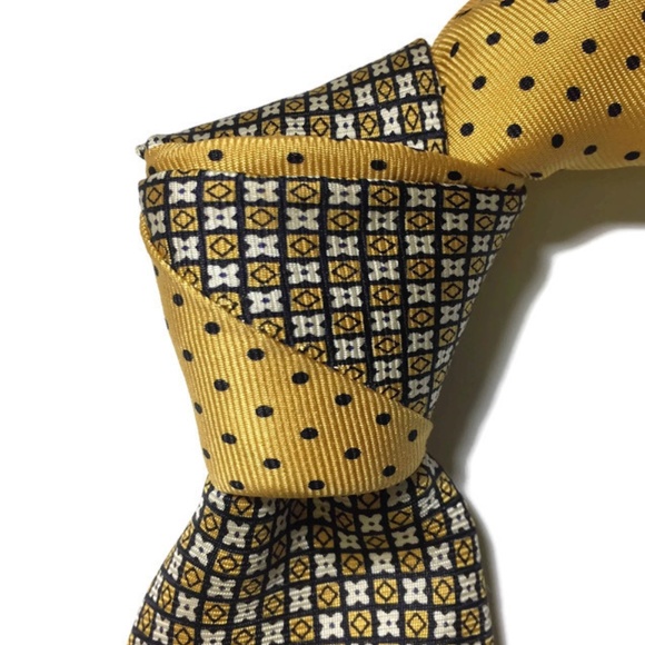 Classics Tommy Hilfiger Geometric Inported100% Silk Gold Brown Men's  Tie - Picture 2 of 8